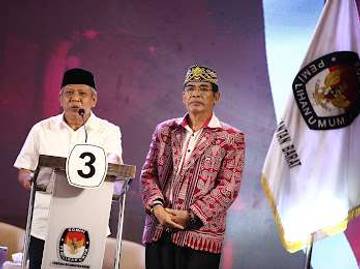Debat Publik Pertama Cagub-Cawagub Kalbar 2024