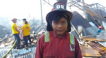 Sampai Kamis Pagi, Kebakaran di Gudang Mandau 68 Masih Membara 