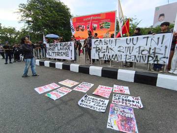 Warna-warni Aksi Hari Buruh di Kota Pontianak