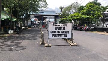 Potret Penyeberangan Kapal Feri Pontianak Tutup Sementara