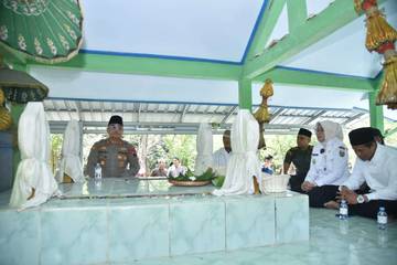 Kegiatan Bupati Lilis Ziarah Sambut HUT Kebumen 