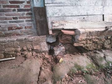 Kondisi Rumah Warga Desa Ketanda Akibat Tanah Bergerak