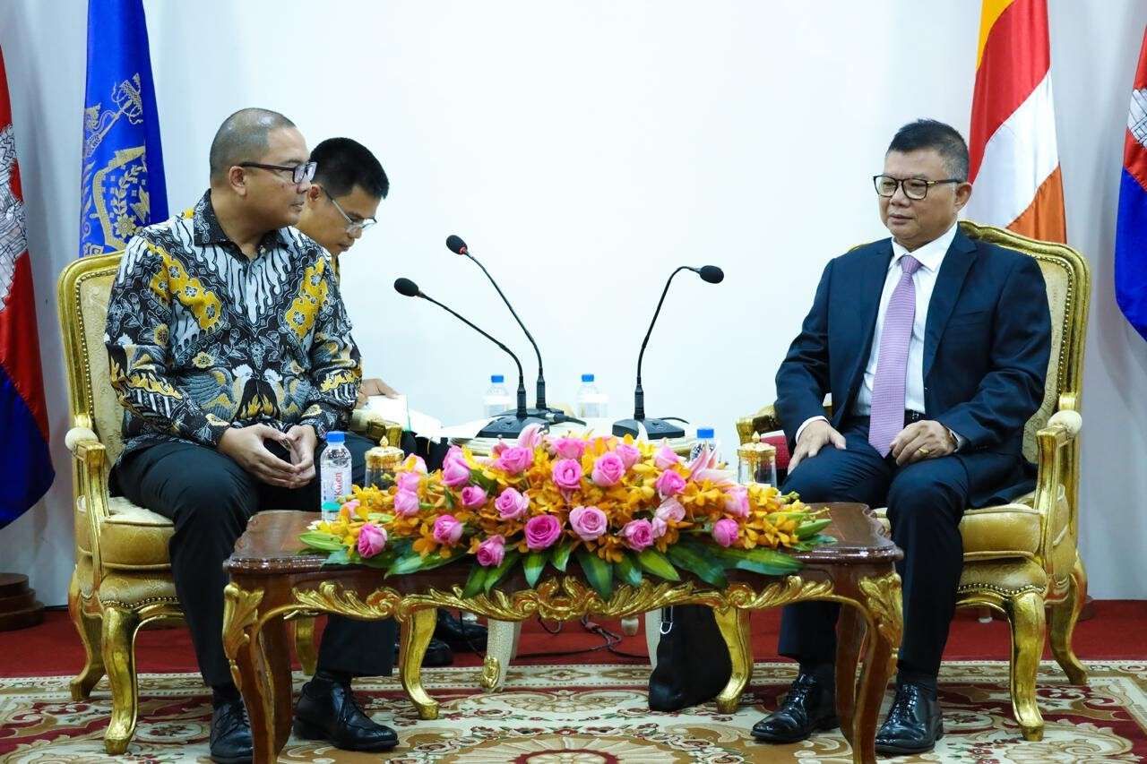 Dubes RI dan Menteri Kamboja Bahas Online Scam 