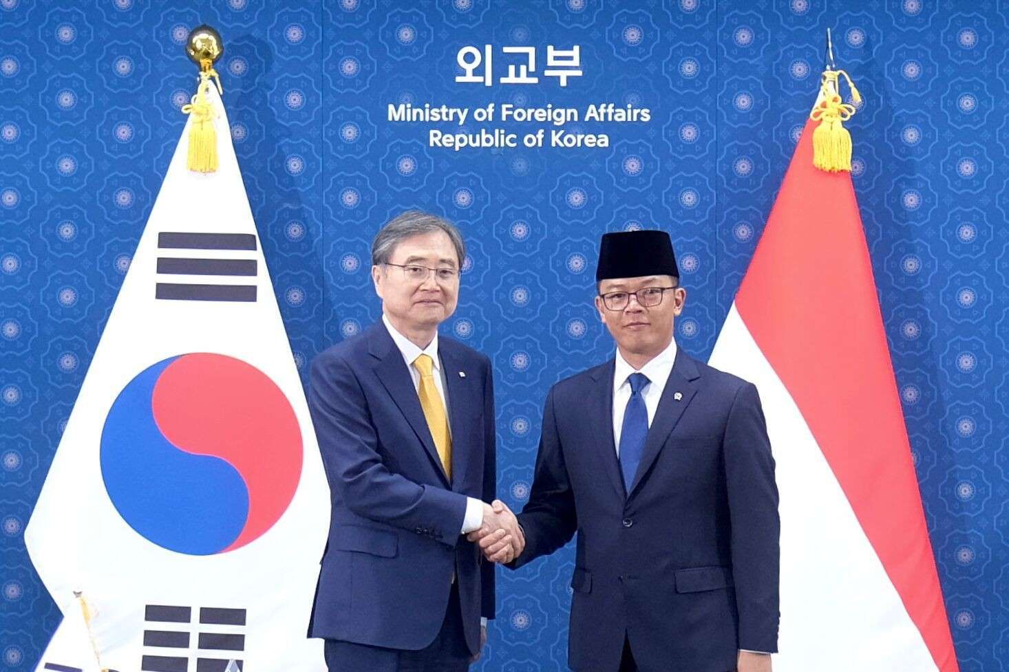 Kunjungan Kerja Menlu RI ke Korea Selatan 