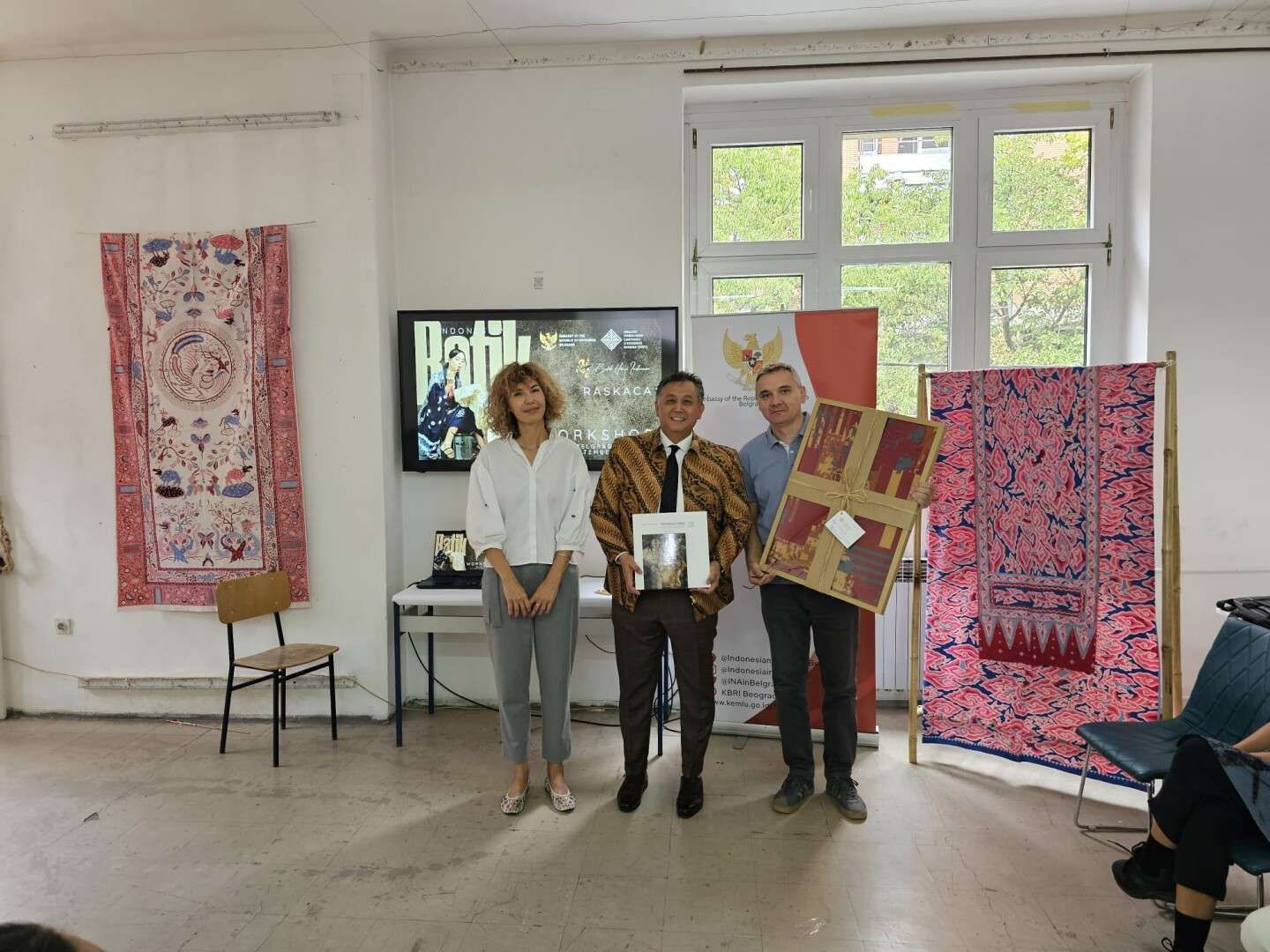 Batik Tulis Indonesia Jadi Kurikulum Wajib Universitas Beograd