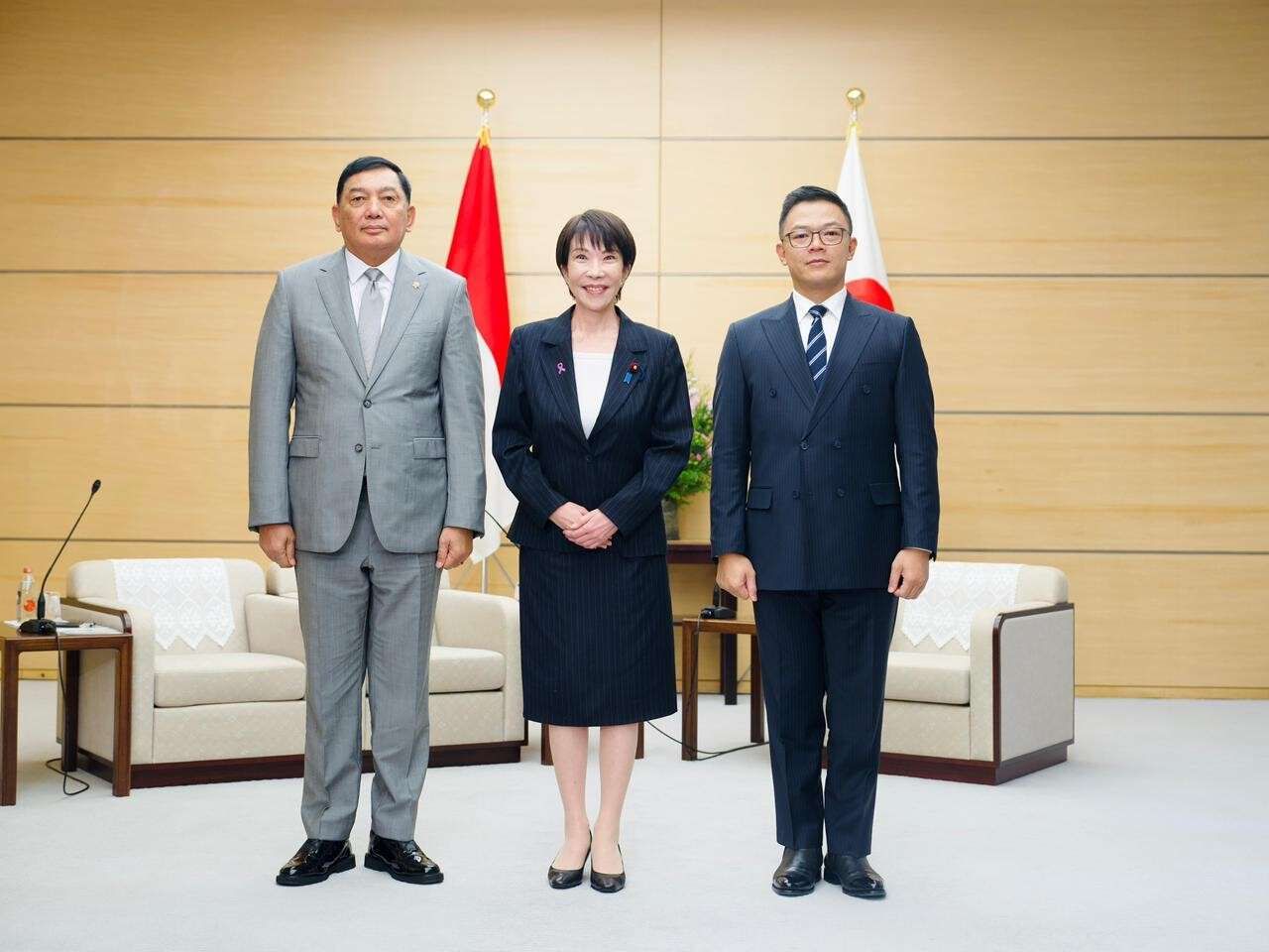 Kunjungan Kehormatan Menlu-Menhan RI ke PM Jepang