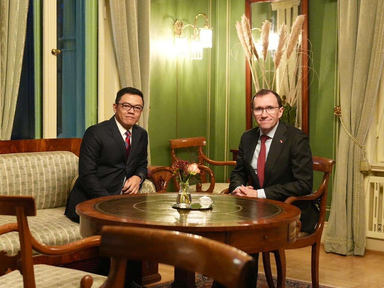 Pertemuan Bilateral Menlu RI-Norwegia di Oslo