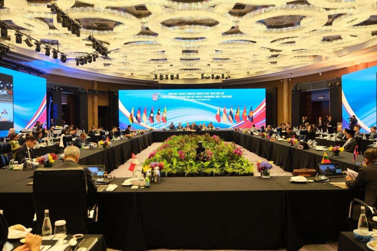 Menlu Sugiono Menghadiri Pertemuan ASEAN Bahas Thailand-Kamboja