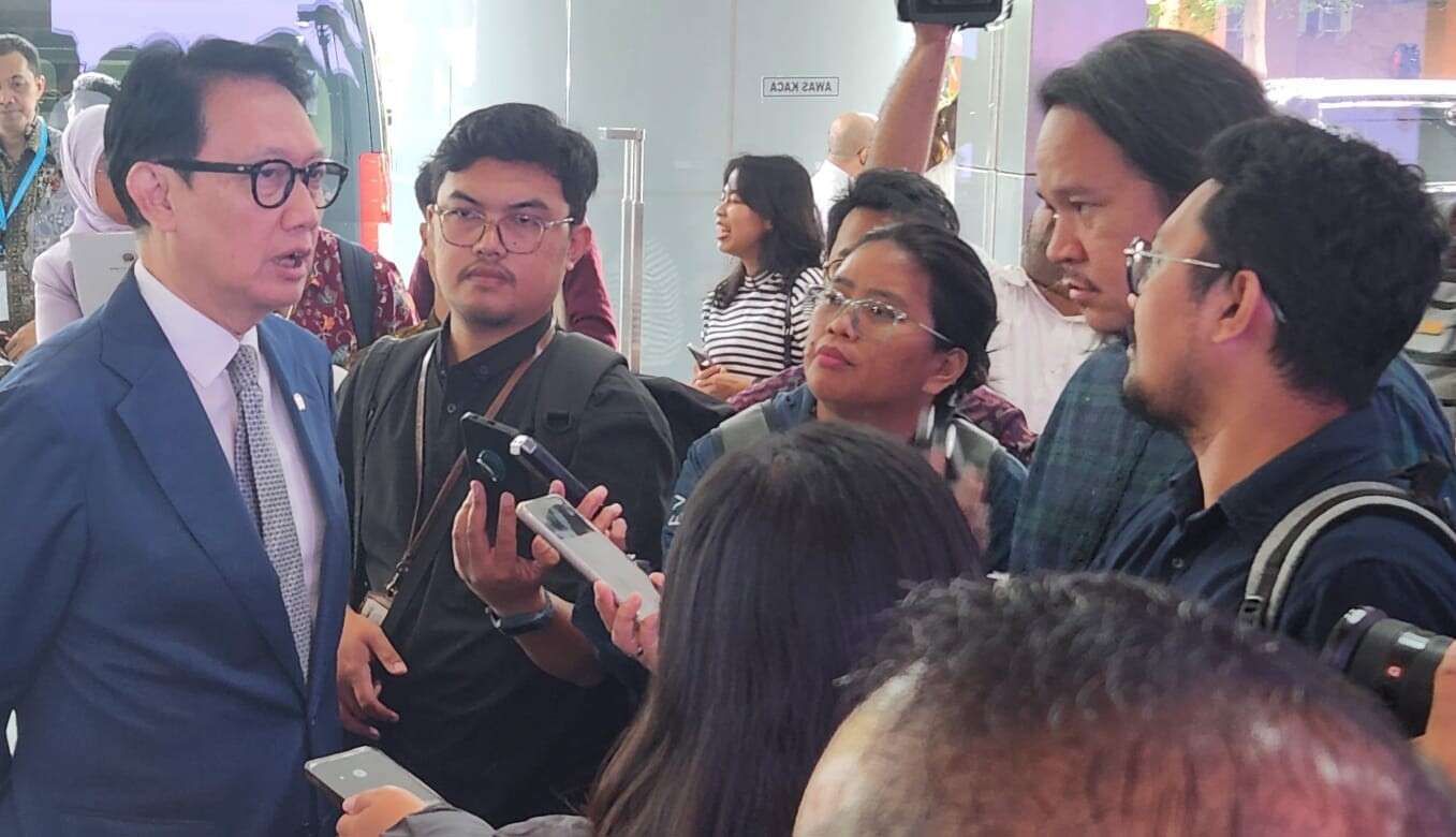 Wamenlu Hadiri Indonesia Semiconductor Summit 