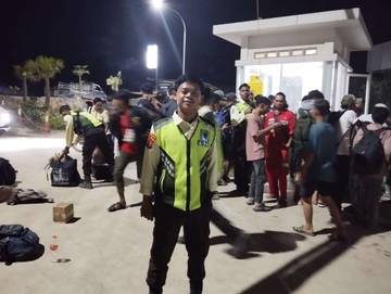 Sibuknya Pengamanan HPK saat Pekerja Berdatangan