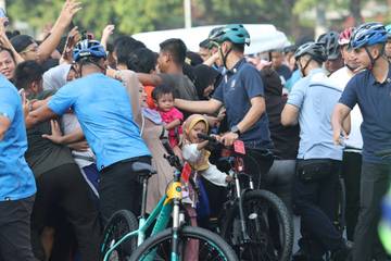 Antusias Warga Jumpa Presiden Jokowi saat CFD