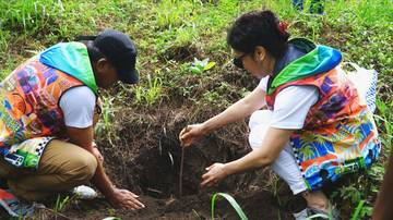 Peserta ABU Summite Ke-8 Lakukan Penanaman Pohon Alpukat