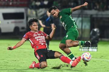 Potret Aksi Pemain Bali United saat Kalahkan Persebaya