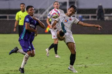 Persita Tangerang Bermain Imbang 1-1 dengan Madura United