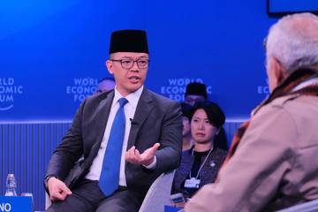 Keikutsertaan Perdana Menlu Sugiono di Forum Ekonomi Dunia 