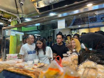 Jelang Imlek, Wapres Tinjau Pasar Atom Surabaya 