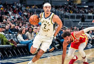 Pacers Kalahkan Hawks 132-127