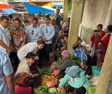 Wapres Tinjau Pasar Tradisional Dolok Sanggul