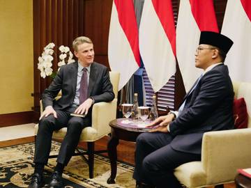 Menindaklanjuti PM Albenese, Dubes Australia Menemui Menlu Sugiono