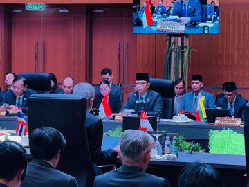Menlu Sugiono Hadiri Pertemuan Menlu ASEAN-Tiongkok