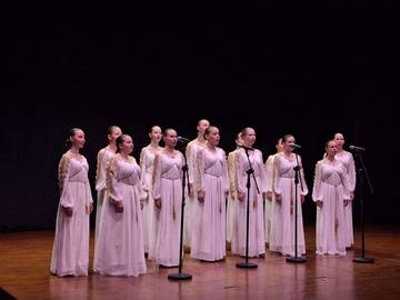 Paduan Suara dan Tarian Rusia Digelar di Jakarta