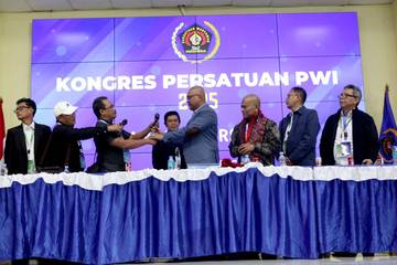 Ekspresi Munir Terpilih Ketua Umum PWI Pusat 2025-2030