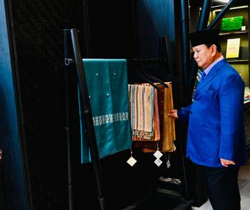 Presiden Prabowo Kunjungi Paviliun Indonesia di Osaka