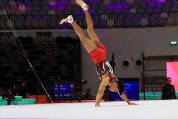 Momen Abiyurafi, Saat Mencoba Taklukkan Floor Indonesia Arena