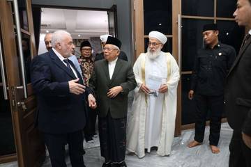 Ma’ruf Amin Terima Menteri dan Mufti Suriah