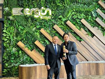 Dubes Serahkan Primaduta Award ke Perusahaan Kosmetik Turki 