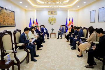 Menteri HAM RI-Kamboja Gelar Pertemuan Bilateral  