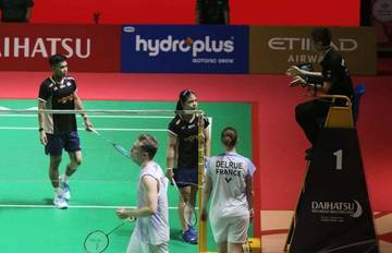 Jafar/Felisha Tembus Semifinal