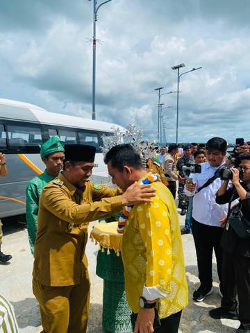 Gubernur Kepri mengunjungi Subi Kabupaten Natuna