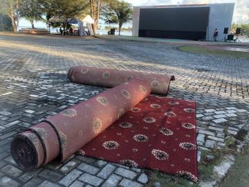 Persiapan Nobar di Pantai Piwang Ranai Natuna