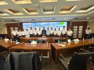 Penandatangan Hibah Tanah dari Pemkab Natuna untuk BMKG