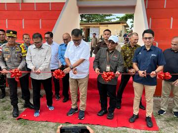 Serah Terima Pembangunan Tribun Sri Srindit Ranai