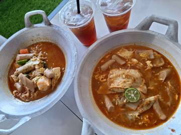 Kuliner Seblak Prasmanan Teh Risa Membuat Penikmat Ketagihan