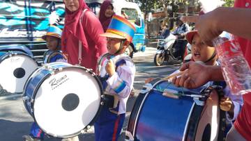 Pawai Budaya PAUD di Sampang