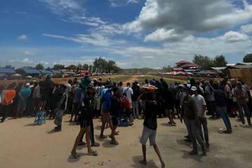 Karapan Sapi di Sumenep Berlangsung Meriah