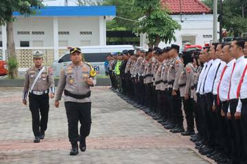 Apel Pasukan Operasi Lilin Semeru di Pamekasan
