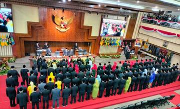 Anggota DPRD Jateng 2024-2029 Resmi Dilantik
