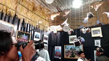 Pameran Foto Festival Lima Gunung Dalam ‘Mug’