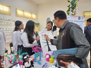 Mahasiswa PPG Undiksha Pamerkan Puluhan Media Pembelajaran