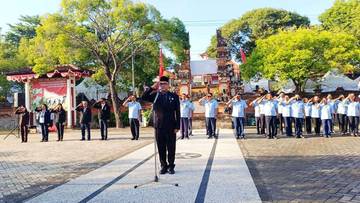 RRI Singaraja Gelar Ziarah di TMP Curastana