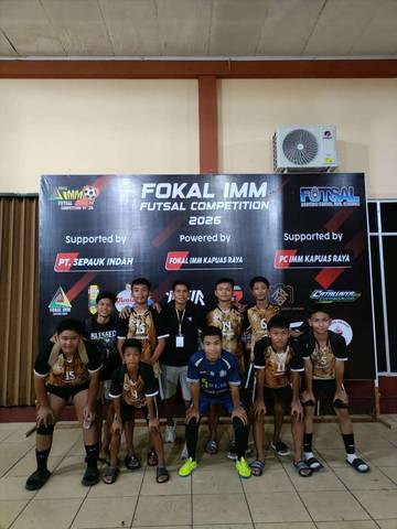 SMPN 3 Sintang Pesta Gol 7-1 Atas Lawannya