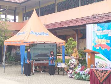 Pelajar SMPN 1 Sintang Presentasikan Karya Ilmiah Remaja