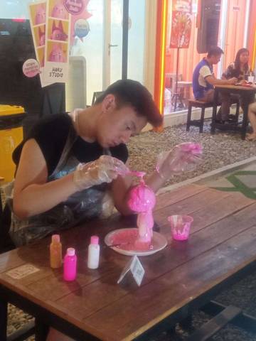 Asyiknya Hobi DIY Fluid Bear