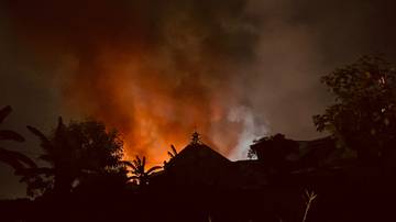 4 Gudang Terbakar di Raci, Benowo