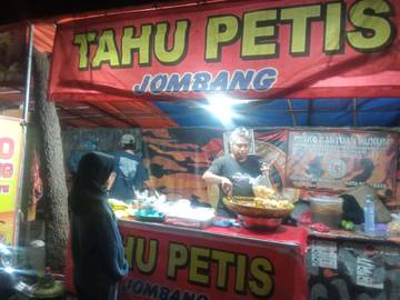 Tahu Petis Jombang Viral