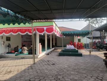 Khataman Alquran di Makam Pahlawan Medokan Ayu Surabaya